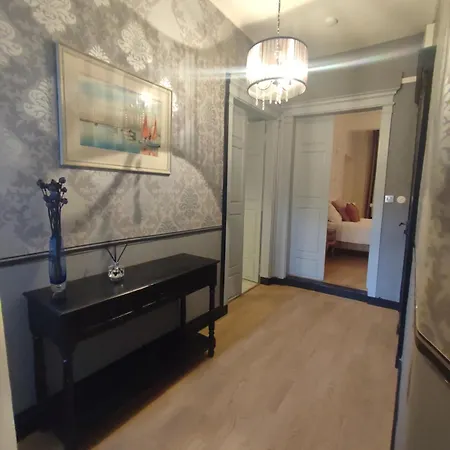 Le Chartrand- Centre-ville- Sejour Inoubliable! Apartment