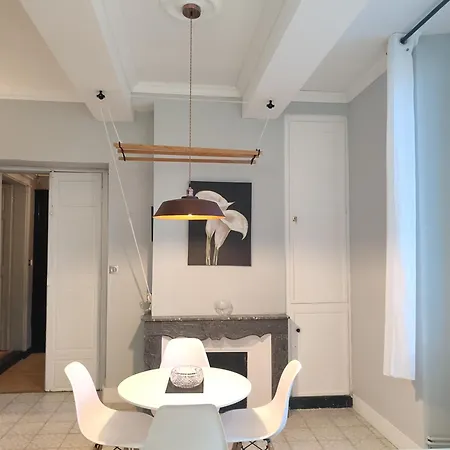 Apartment Le Chartrand- Centre-ville- Sejour Inoubliable! Carcassonne