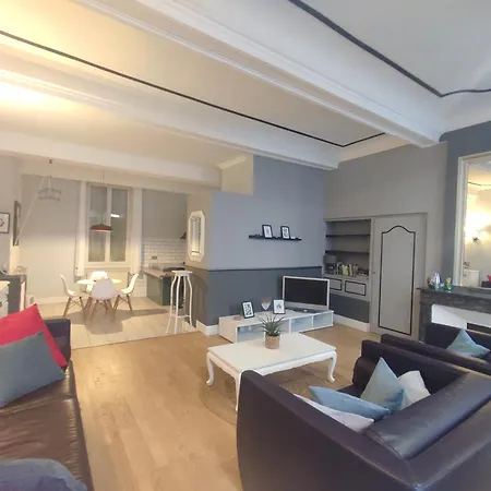 Le Chartrand- Centre-ville- Sejour Inoubliable! Apartment *