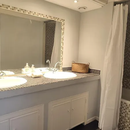 Le Chartrand- Centre-ville- Sejour Inoubliable! Apartment