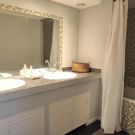 Apartment Le Chartrand- Centre-ville- Sejour Inoubliable!