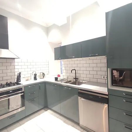 Le Chartrand- Centre-ville- Sejour Inoubliable! Апартаменты Каркассон