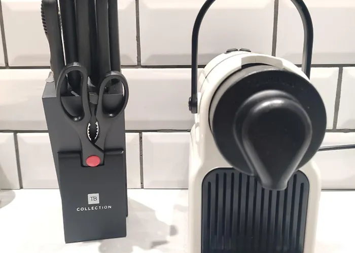 Апартаменты Le Chartrand- Centre-ville- Sejour Inoubliable! *