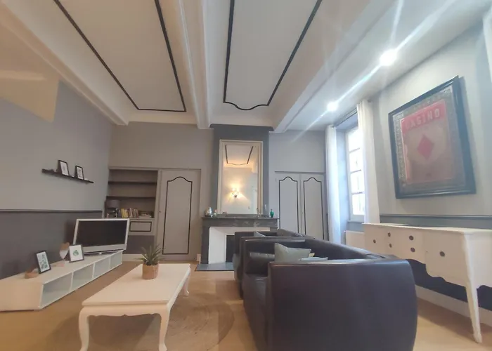 Le Chartrand- Centre-ville- Sejour Inoubliable! * Каркассон