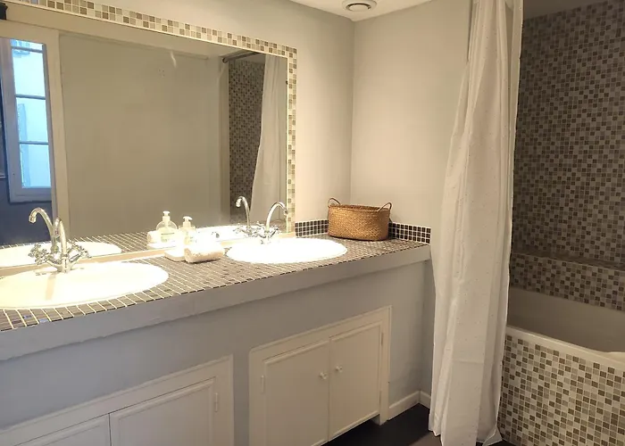 Apartment Le Chartrand- Centre-ville- Sejour Inoubliable!