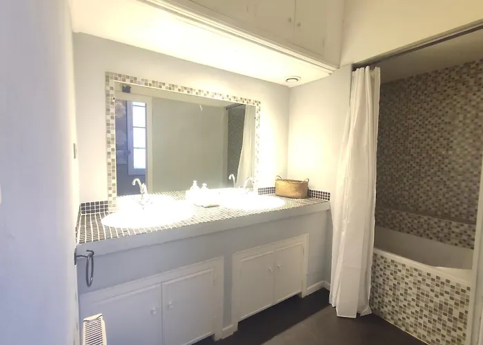 Apartment Le Chartrand- Centre-ville- Sejour Inoubliable! *