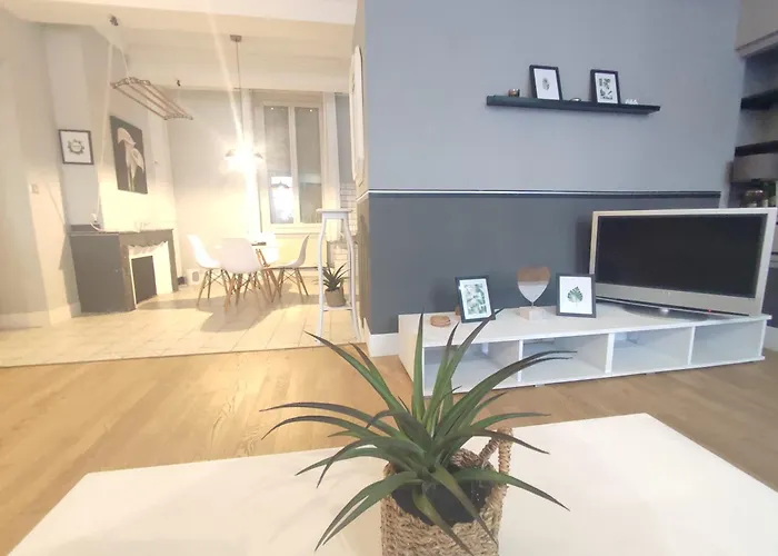 Le Chartrand- Centre-ville- Sejour Inoubliable!